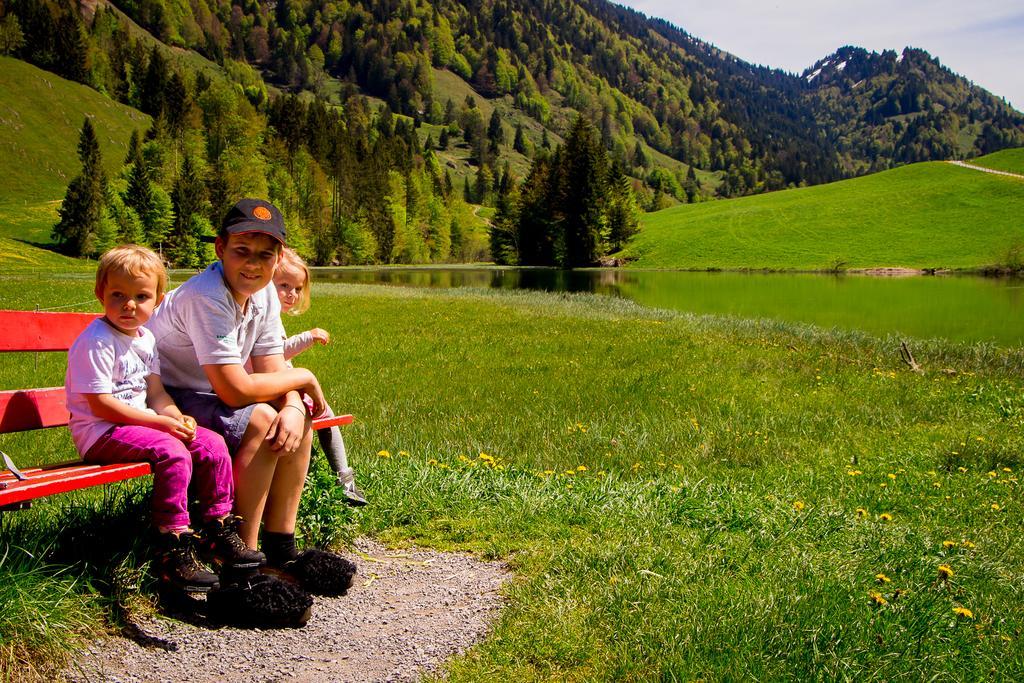 Haus Feurstein Lägenhet Hittisau Exteriör bild